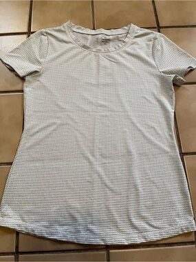 Talbots White Short-Sleeve Micro-Dot Crewneck Tee